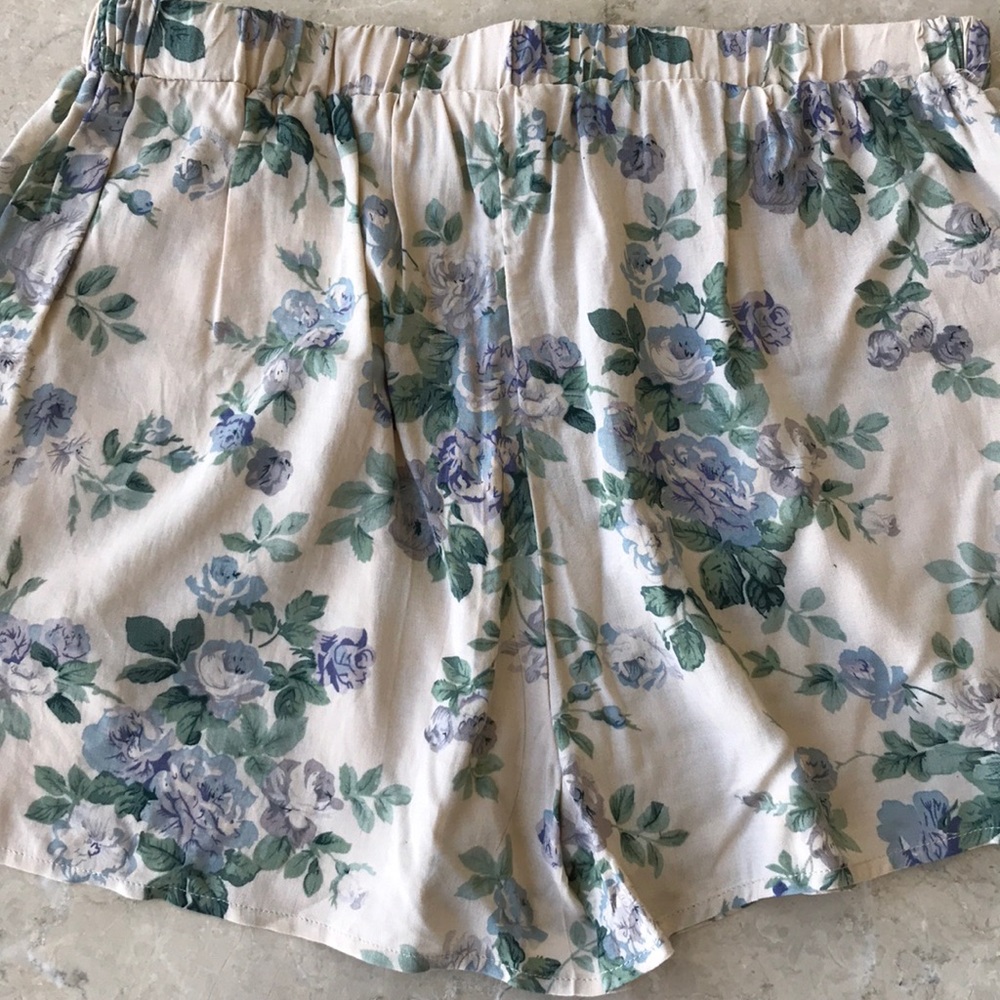 Alythea floral print shorts - Picture 3 of 5